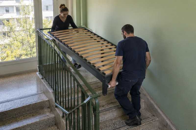 Cadre de lit descendu à deux : chantier Rue Adrienne Bolland